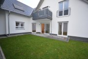 Aschaffenburg DIETZ: 4 Zimmer-Terrassenwohnung mit eigenem Garten, Einbauküche und Fußbodenheizung Wohnung mieten