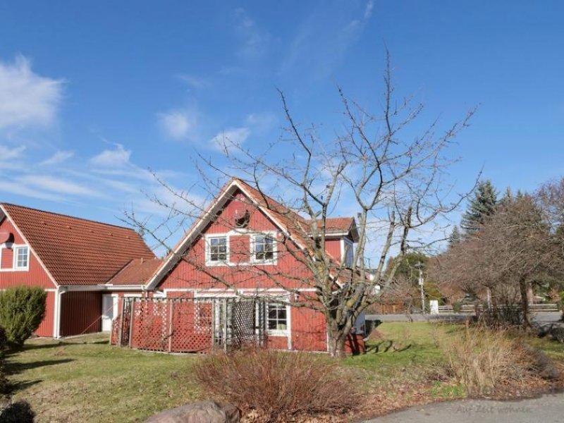 Dresden (EF1366_M) Dresden: Weixdorf, möblierte Haushälfte mit 2 Etagen, Grundstück und Terrasse, Gäste-WC vorhanden Haus 