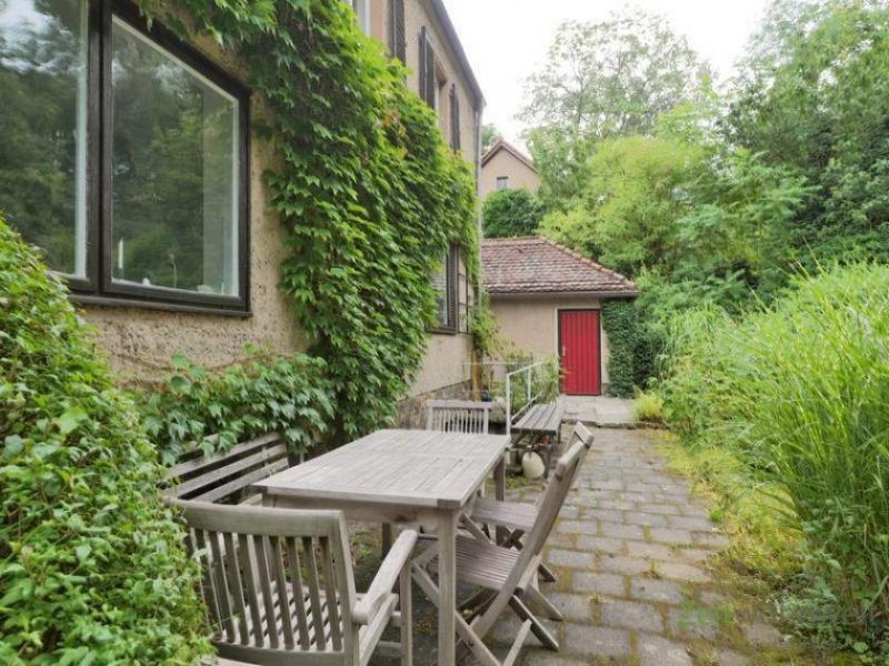 Dresden (EF1300_M) Dresden: Räcknitz/Zschertnitz, möbliertes Haus mit Garten und Garage in einer ruhigen Nebenstraße Haus