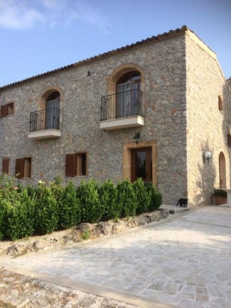 Harth-Pöllnitz Landhausfinca mit Ferienvermietlizenz in Àrta Haus