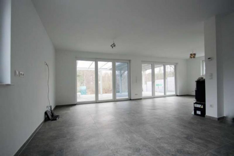 Berlin Modernes Einfamilienhaus, großes Grundstück zur Miete Haus