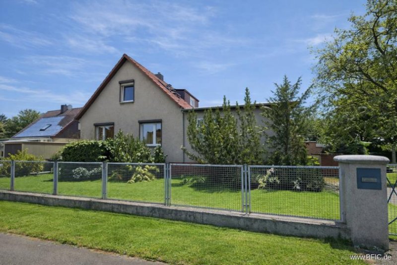 Berlin Einfamilienhaus zur Miete in Berlin-Kaulsdorf – Garage, Garten, großes Grundstück Haus 