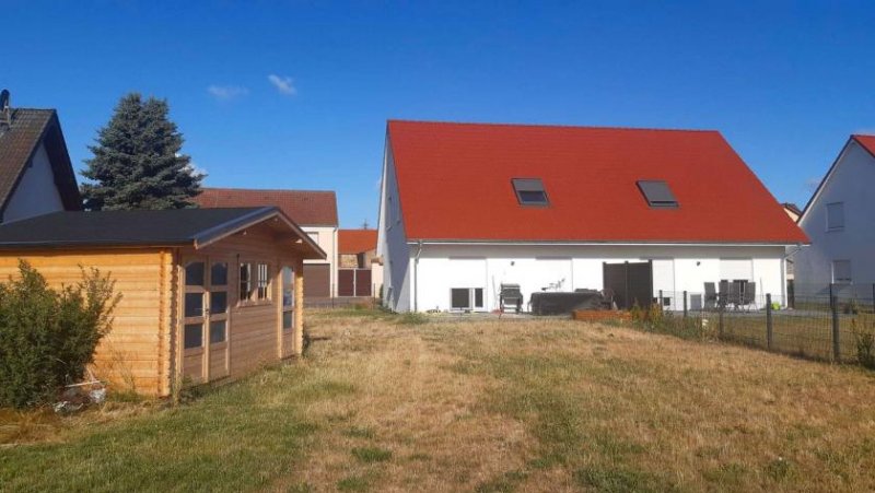 Brück Neuwertiges Niedrigenergiehaus mit Einbauküche, Garten und Gartenhaus Haus