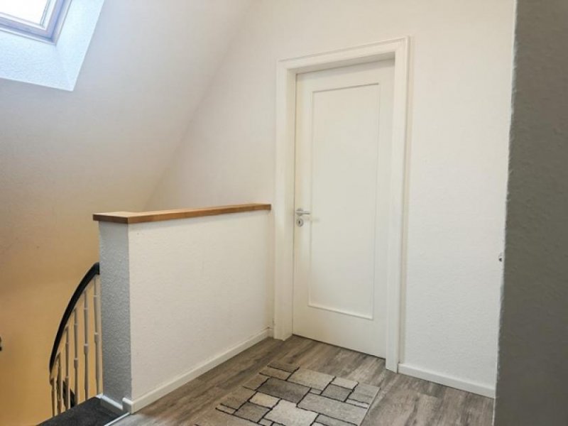 Heide Ein Zuhause zum Wohlfühlen: Einfamilienhaus mit Garten in Heide zur Vermietung Haus 