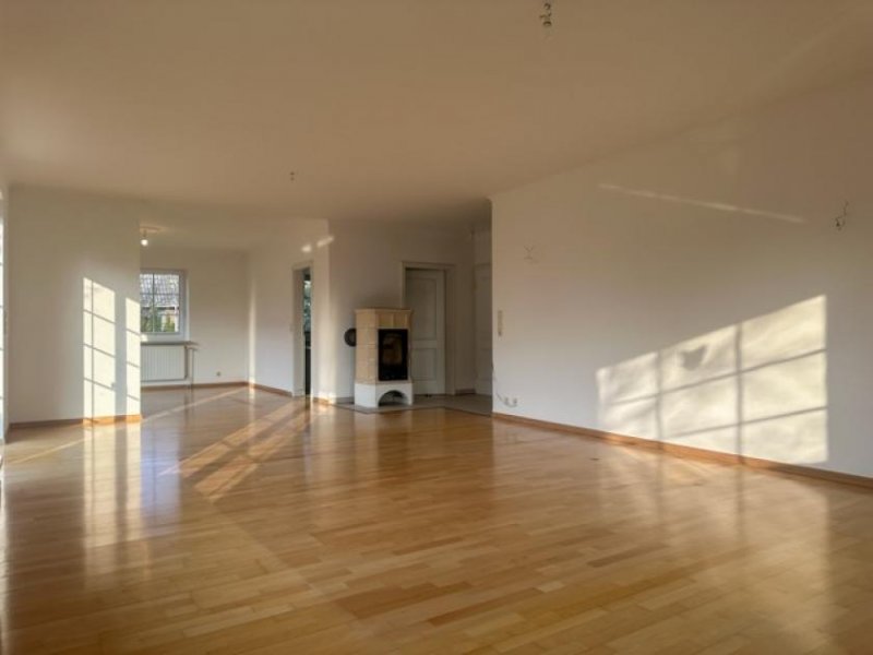 Reinsbüttel Vermietung eines großzügigen Einfamilienhauses mit Apartment und Gartenvielfalt bei Büsum Haus 