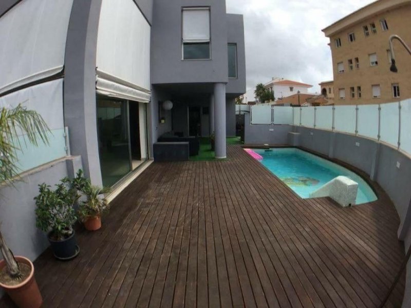 Heimbuch Freistehende Villa zum miete in Fuengirola (Malaga) - Langzeit Haus 