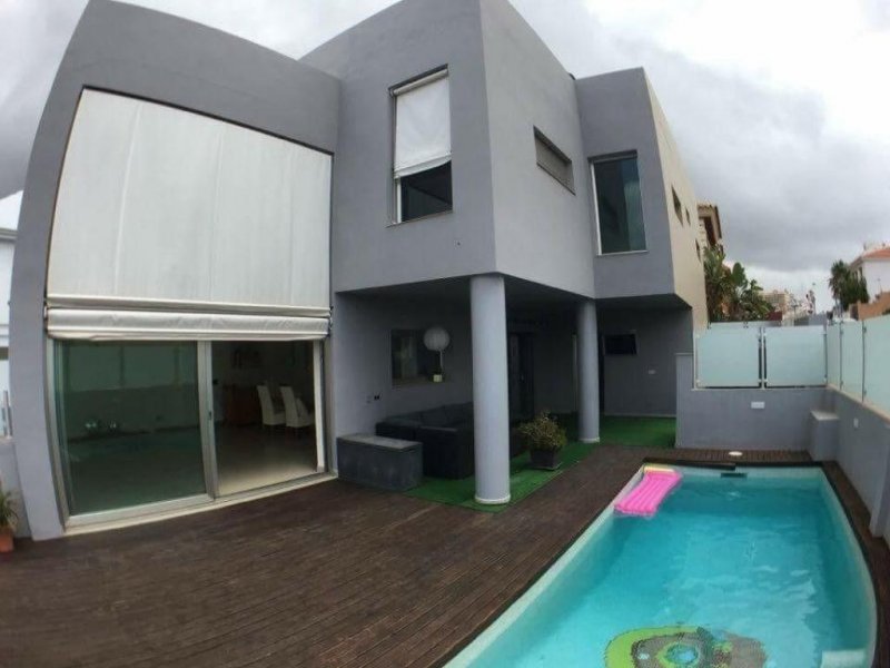 Heimbuch Freistehende Villa zum miete in Fuengirola (Malaga) - Langzeit Haus 