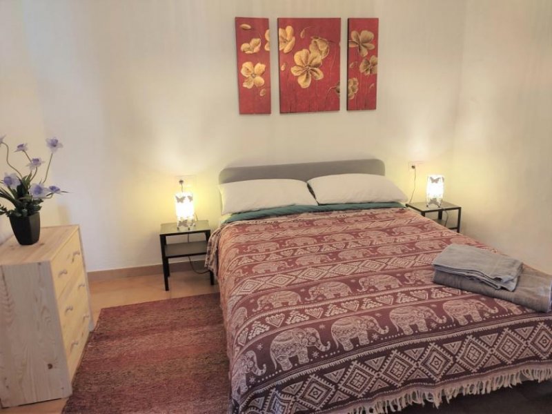 Sayalonga Renoviertes Stadthaus in guter Lage Haus