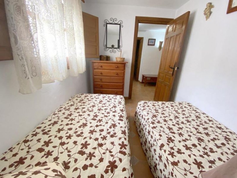 Sayalonga Stadthaus in ruhiger Lage Haus 