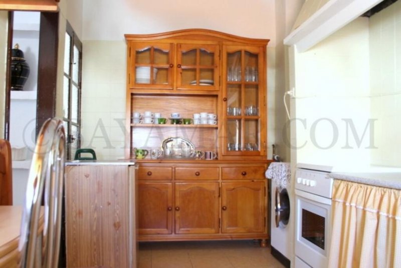 Sayalonga Stadthaus mit 2 großen Terrassen Haus