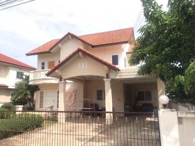 Nakhonratchasima Villa Homegardenvillage Suranarai Strasse Haus 