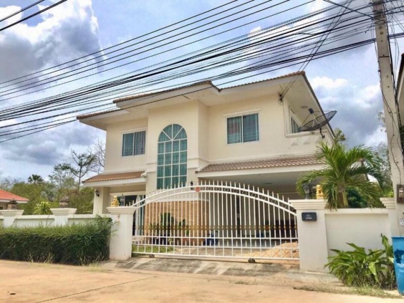 Nakhonratchasima Villa Luksika Haus