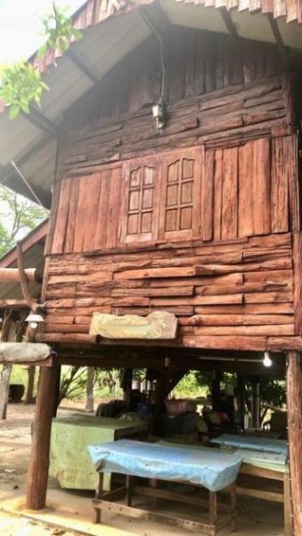 Sikkhiu Wohnen auf grossem Grundstück bei Sikkhiu Für jene die das unabhängige Landleben im Walde mögen. Haus