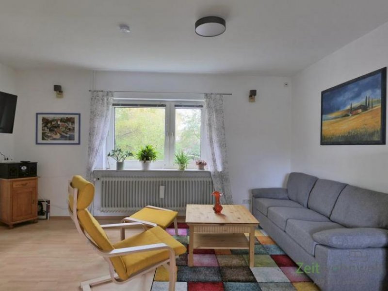 Kassel (EF1211_M) Kassel-Stadt: Niederzwehren, möbliertes Reihen-Endhaus mit Garten Haus