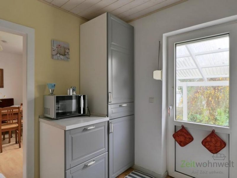 Kassel (EF1211_M) Kassel-Stadt: Niederzwehren, möbliertes Reihen-Endhaus mit Garten Haus
