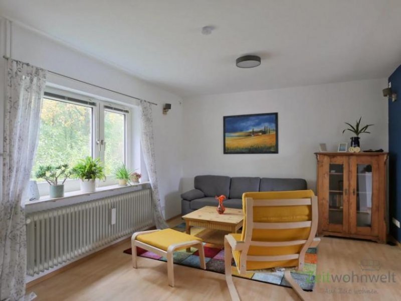 Kassel (EF1211_M) Kassel-Stadt: Niederzwehren, möbliertes Reihen-Endhaus mit Garten Haus
