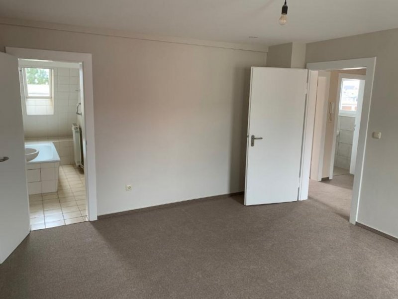 Holzminden 1-Familienwohnhaus mit barrierefreiem EG., nähe Zentrum Haus 