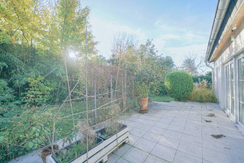 Ratingen Freistehendes Einfamilienhaus mit Garten und Sonnenbalkon Haus 