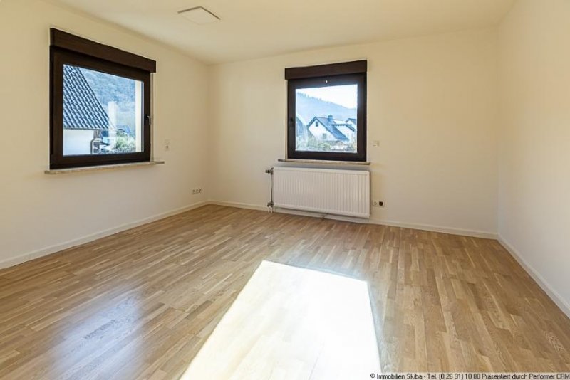 Hönningen Einfamilienhaus mit Garten und Garage in Hönningen/Ahr Haus 