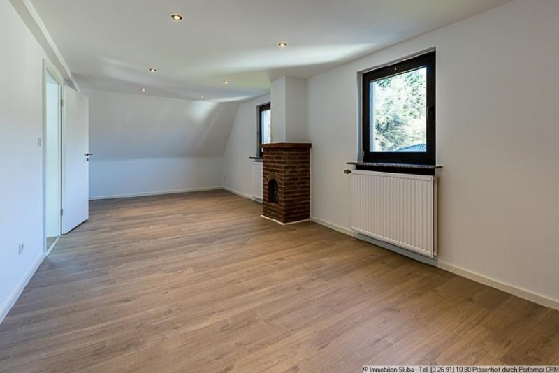 Hönningen Einfamilienhaus mit Garten und Garage in Hönningen/Ahr Haus 