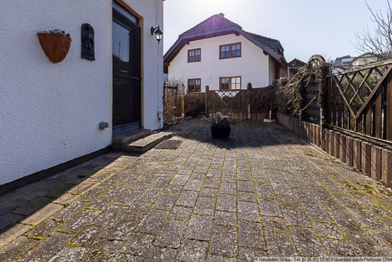Hönningen Einfamilienhaus mit Garten und Garage in Hönningen/Ahr Haus 