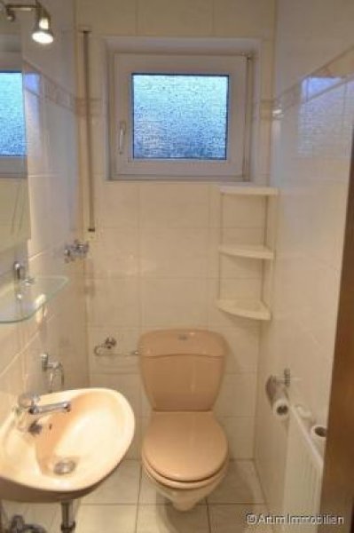 Roßdorf (Landkreis Darmstadt-Di Artim Immobilien: Gepflegtes Reihenmittelhaus mit 3 Balkonen, Garten, Einbauküche und modernem Bad! Haus