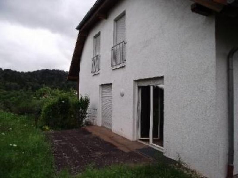 Blieskastel Doppelhaushälfte mit viel Grün. Haus