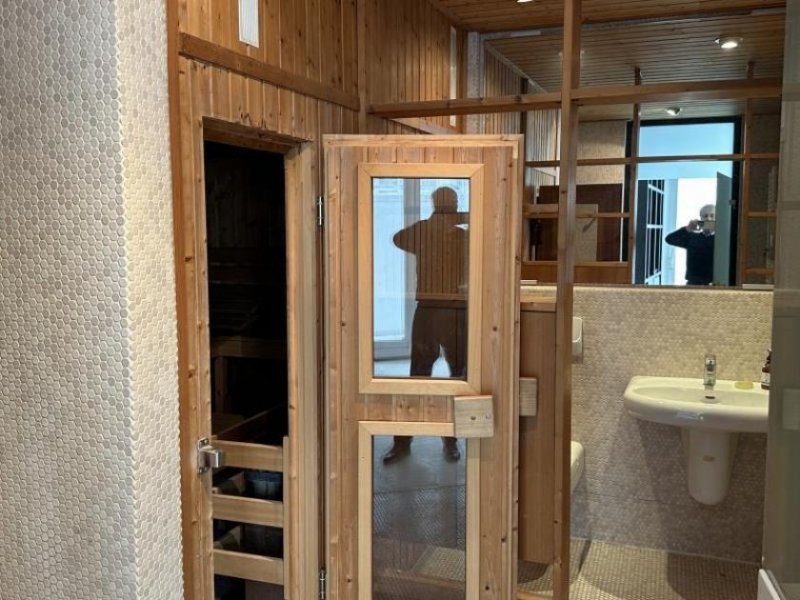 Wiesloch Wiesloch-Baiertal; riesiges EFH, offene Räume, lichtdurchflutet, 3 Bäder, Kamin, Blick aufs Feld Haus