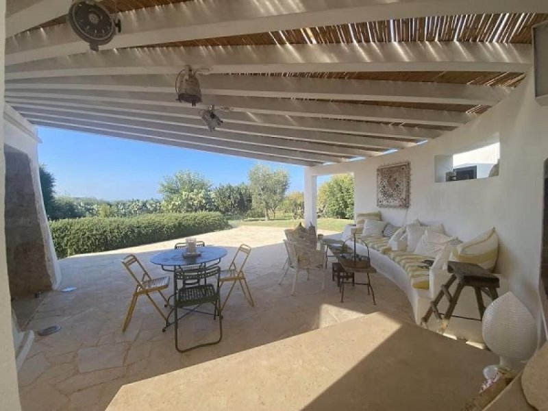 Stuttgart Ferienhaus - Italien-Apulien-Ostuni... wunderschöne Ferienhäuser auf einer Olivenplantage Haus
