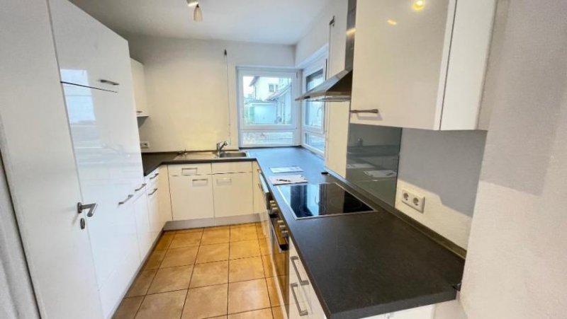 Holzgerlingen Holzgerlingen DHH - attached single family house! Available in June Haus 