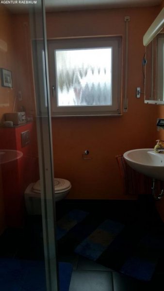 Münsingen Leider schon vermietet: Freistehendes EFH, Garten, Garage + 2 STP Haus