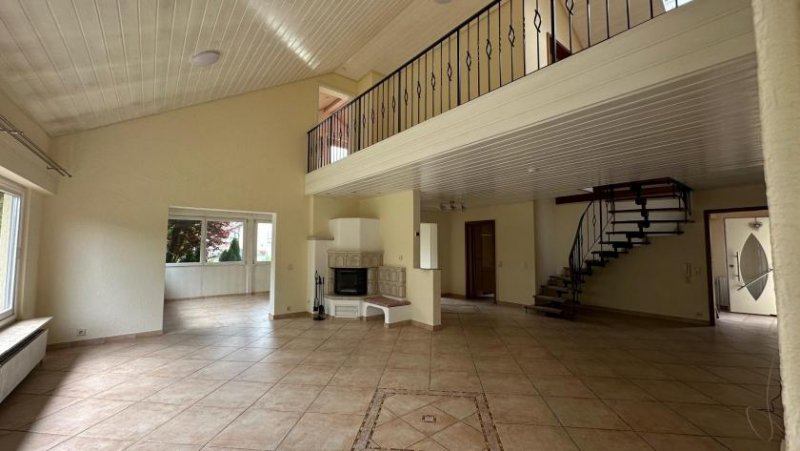 Althengstett Family paradise!! Duplex with Space -Available Haus 
