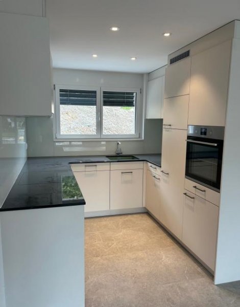 Schleitheim *JETZT ZU HABEN*1 A Reihenmittelhaus mit 6,5 Zimmern, EBK, Garten, Tiefgarage...** Haus 