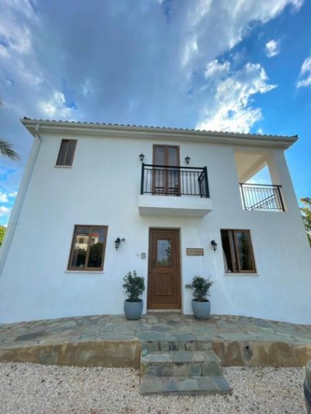 Argaka Exclusive 3-Bedroom Residence with PV System and Total Tranquility & Sea View Haus