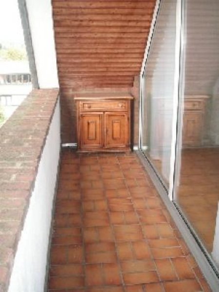 Nürnberg N-Steinplatte: RMH (5 Zi.), Fliesen, EBK, 2 Bäder, Balkon, Wintergarten,Terrasse, TG Haus