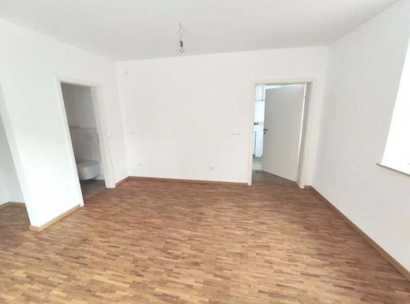 Pommersfelden ERSTBEZUG nach Sanierung - Einfamilienhaus mit großer Terrasse und Garage Haus 