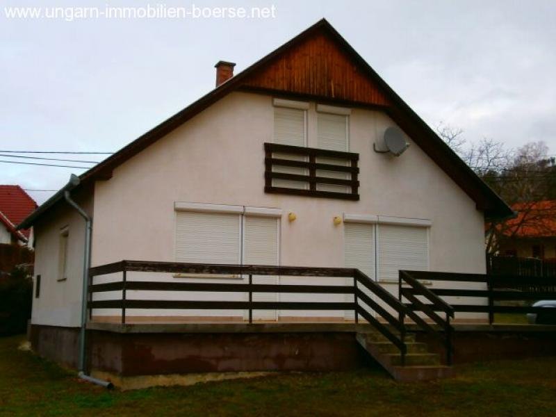 Balaton Ferienhaus mit leichtem Seeblick Haus kaufen