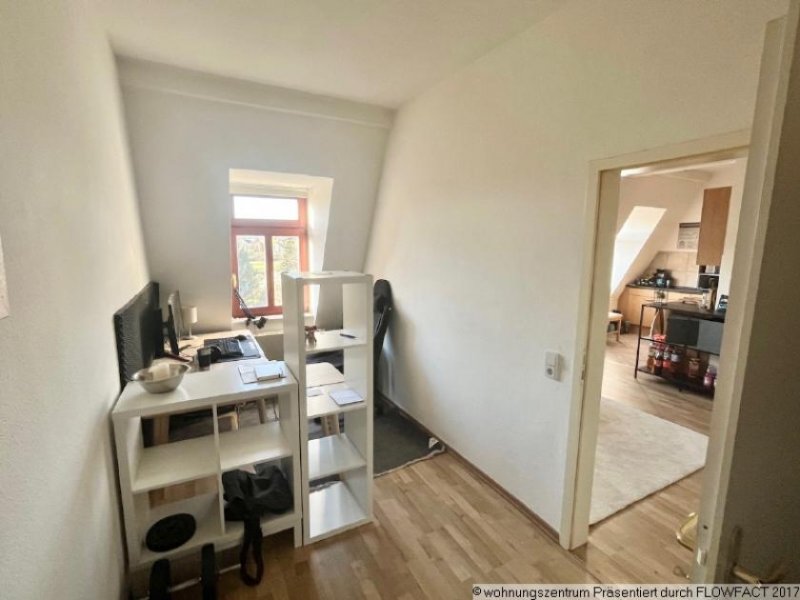 Dresden Kleine hübsche 3-Zimmer-Wohnung mit Wannenbad in angenehmer Lage! Wohnung kaufen