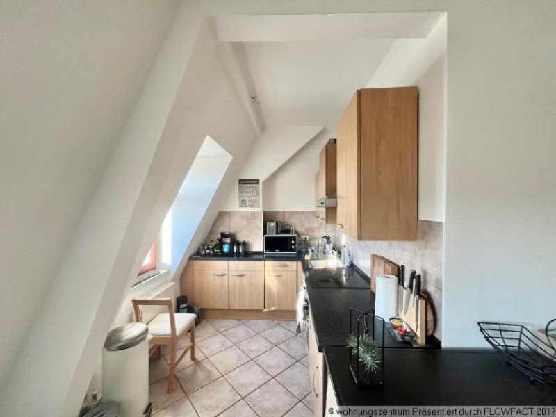 Dresden Kleine hübsche 3-Zimmer-Wohnung mit Wannenbad in angenehmer Lage! Wohnung kaufen