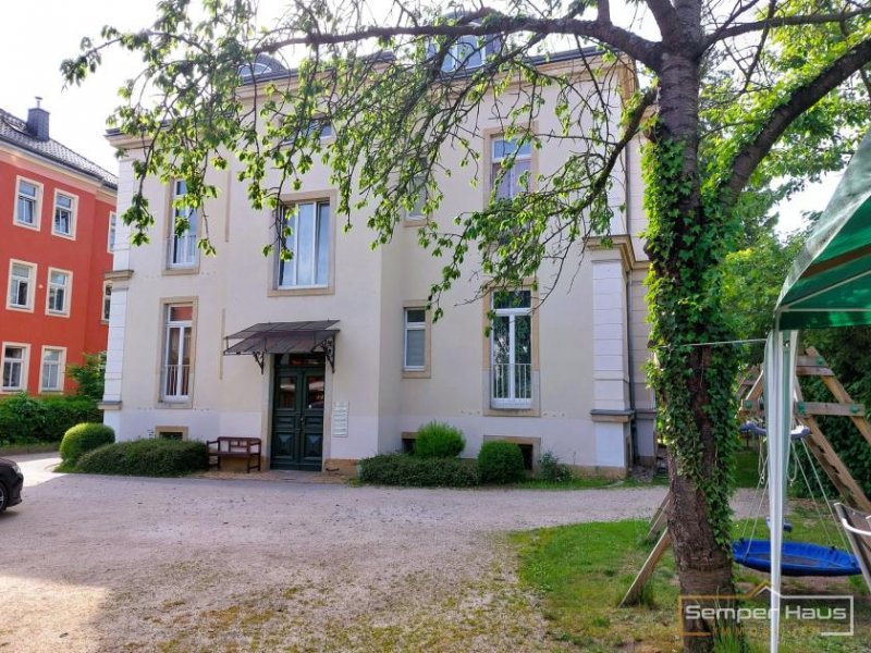 Dresden DRESDEN: Investieren in Bestlage – MFH 5 Wohneinheiten mit solider Rendite Haus kaufen
