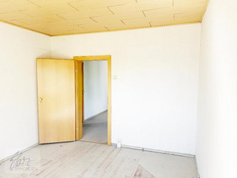 Zeithain ***ATTRAKTIVE EIGENTUMSWOHNUNG MIT WOHLFÜHLCHARAKTER*** – Gepflegte 3-Raumwohnung in ruhiger Wohnlage Wohnung kaufen