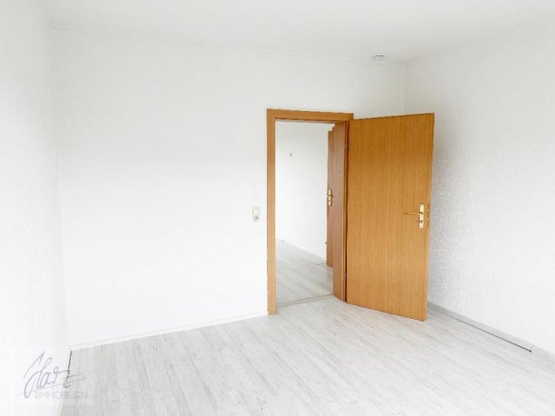 Zeithain ***CHARMANTE EIGENTUMSWOHNUNG IN GEPFLEGTER WOHNANLAGE*** - Ideal für Eigennutzer und Kapitalanleger Wohnung kaufen