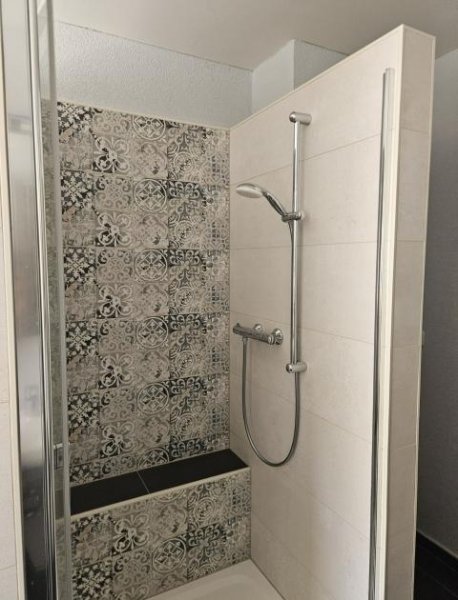 Hoyerswerda Wie neu! Sanierte 3 -Zimmerwohnung im Erdgeschoss. OHNE MAKLER Wohnung kaufen