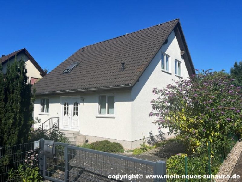 Cottbus Einfamilienhaus mit Einliegerwohnung in ruhiger Lage - Eigennutzung mit Vermietungspotential! Haus kaufen