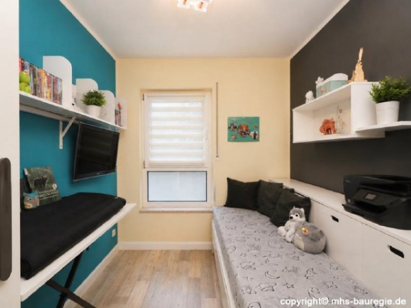 Cottbus Attraktive Kapitalanlage - Vermietete 3-Zimmer-Dachgeschosswohnung in Cottbus-Döbbrick Wohnung kaufen