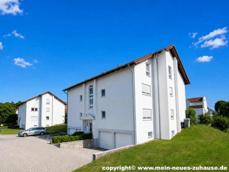 Cottbus Attraktive Kapitalanlage - Vermietete 3-Zimmer-Dachgeschosswohnung in Cottbus-Döbbrick Wohnung kaufen