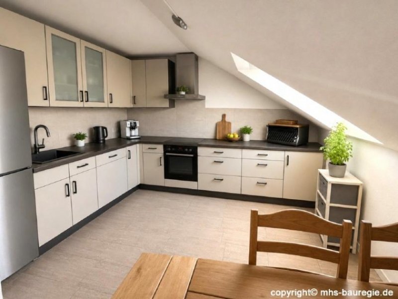 Cottbus Attraktive Kapitalanlage - Vermietete 3-Zimmer-Dachgeschosswohnung in Cottbus-Döbbrick Wohnung kaufen