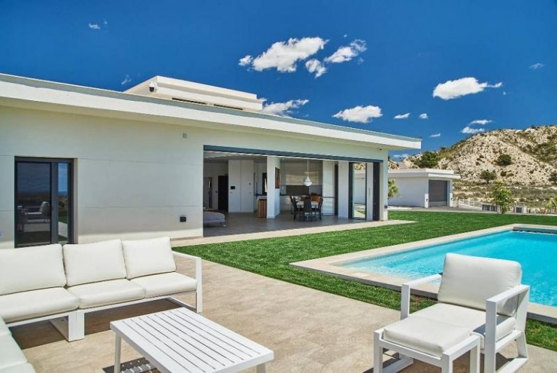Muchamiel Moderne Luxusvilla mit 4 Schlafzimmern, 4 Bädern, Privatpool und atemberaubendem Ausblick Haus kaufen