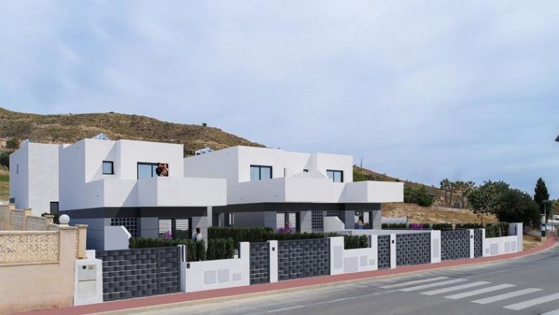 Busot Moderne Villen mit 3 Schlafzimmern, 3 Bädern und Gemeinschaftspool in wunderschöner Umgebung Haus kaufen