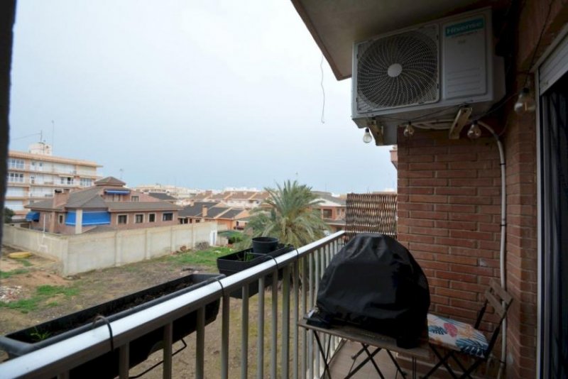 Guardamar del Segura Renoviertes Appartement mit 3 Schlafzimmern, 2 Bädern und Tiefgaragenstellplatz nur 200 m vom Strand Wohnung kaufen